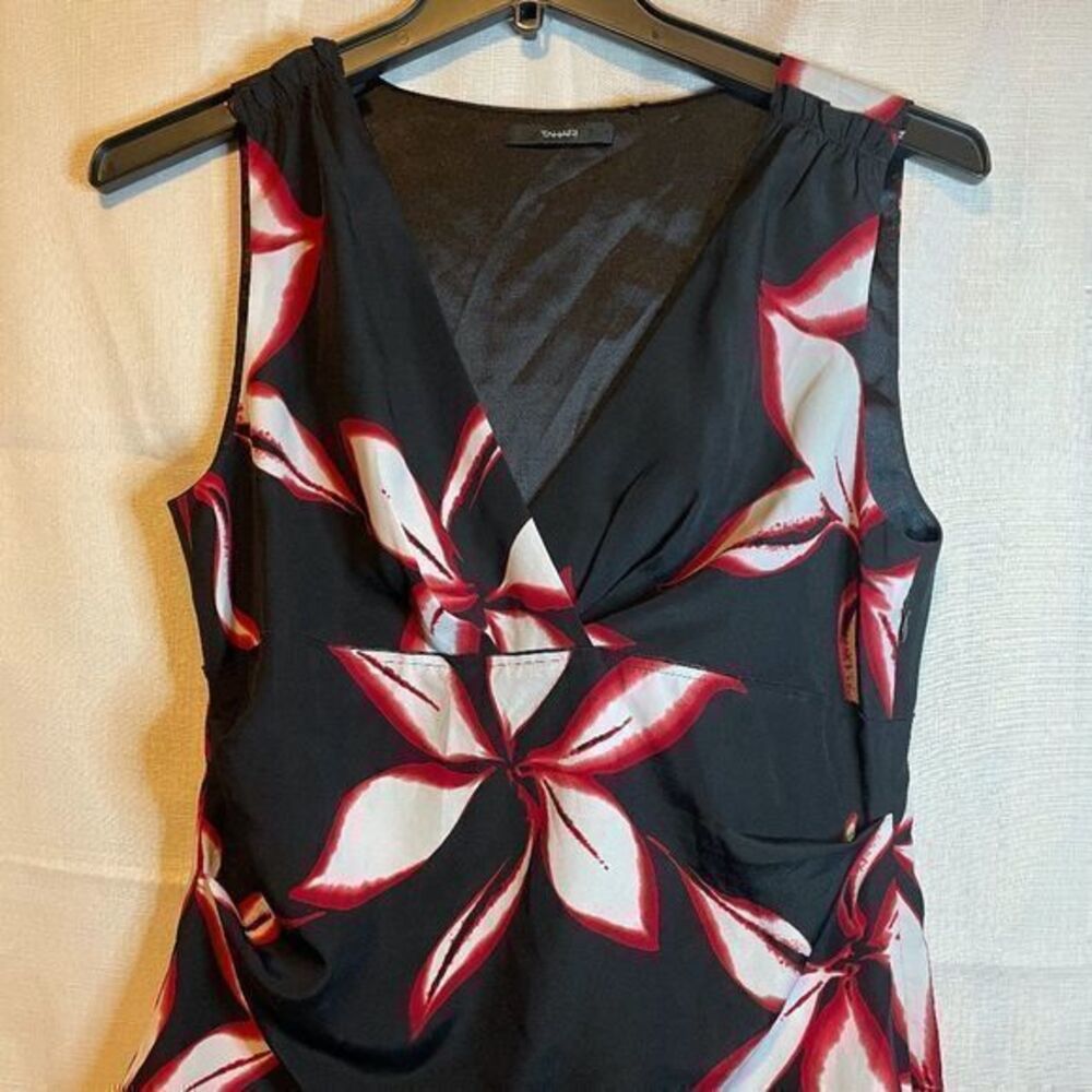 Tahari Womens Floral V-Neck Black Sleeveless Top Size Large